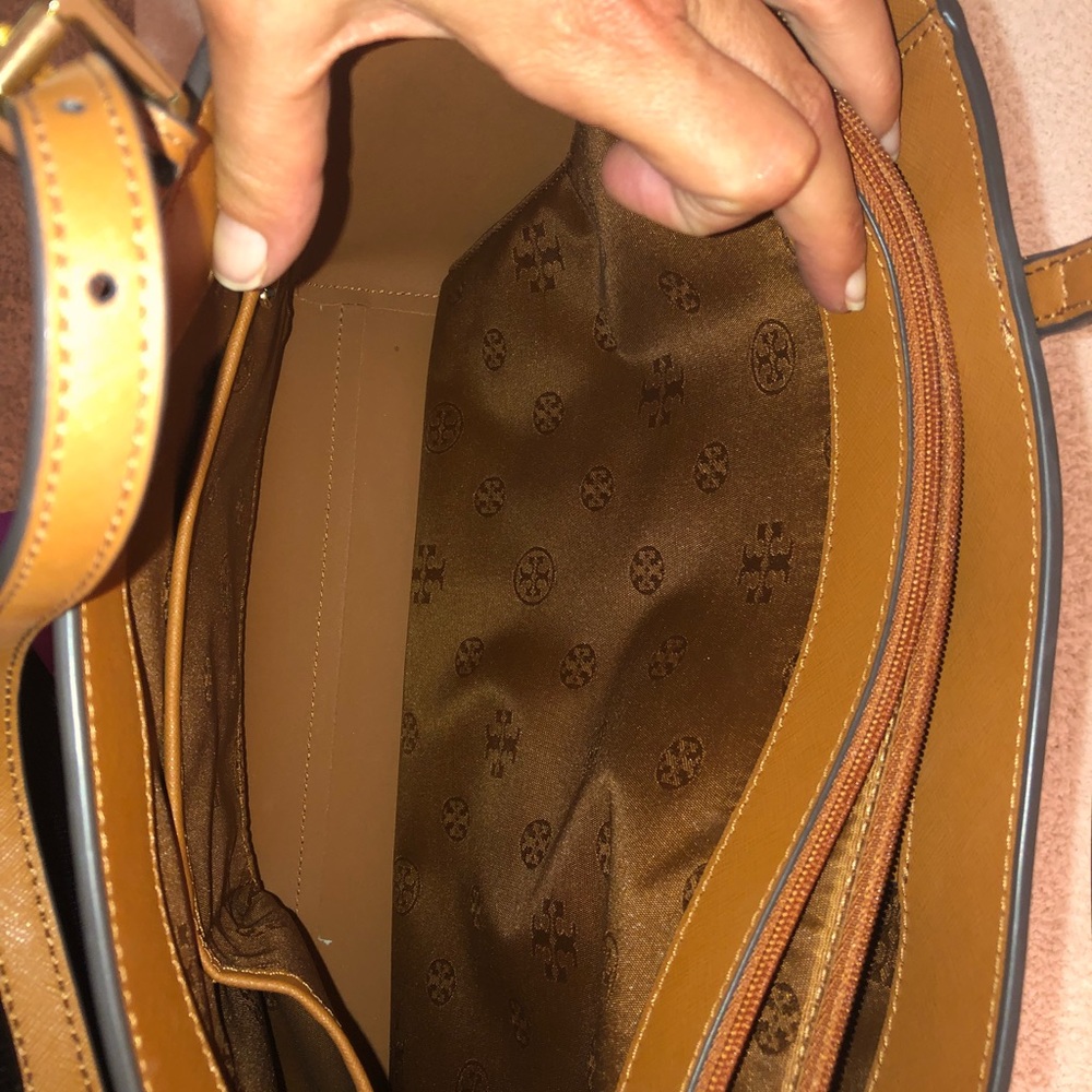 Tory Burch York Tote / Tan & Gold / New - Picture 7 of 8